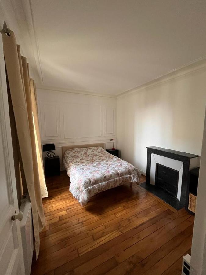 Cosy Appartement Paris A Deux Pas Courbevoie Bagian luar foto